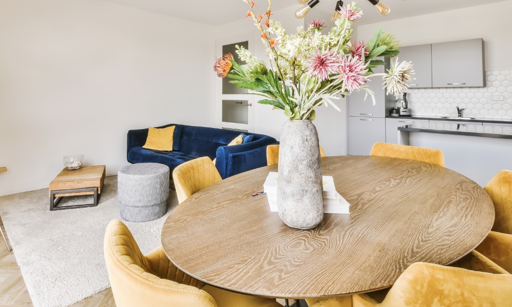 Ronde tafel voor 6 personen: de ideale afmetingen en tips